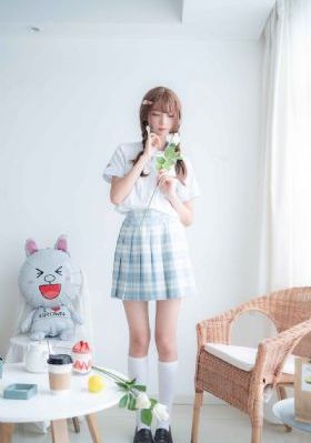 3p一女两男做爰免费视频_4K动漫免费观看